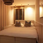 Bloom Park Apartman *